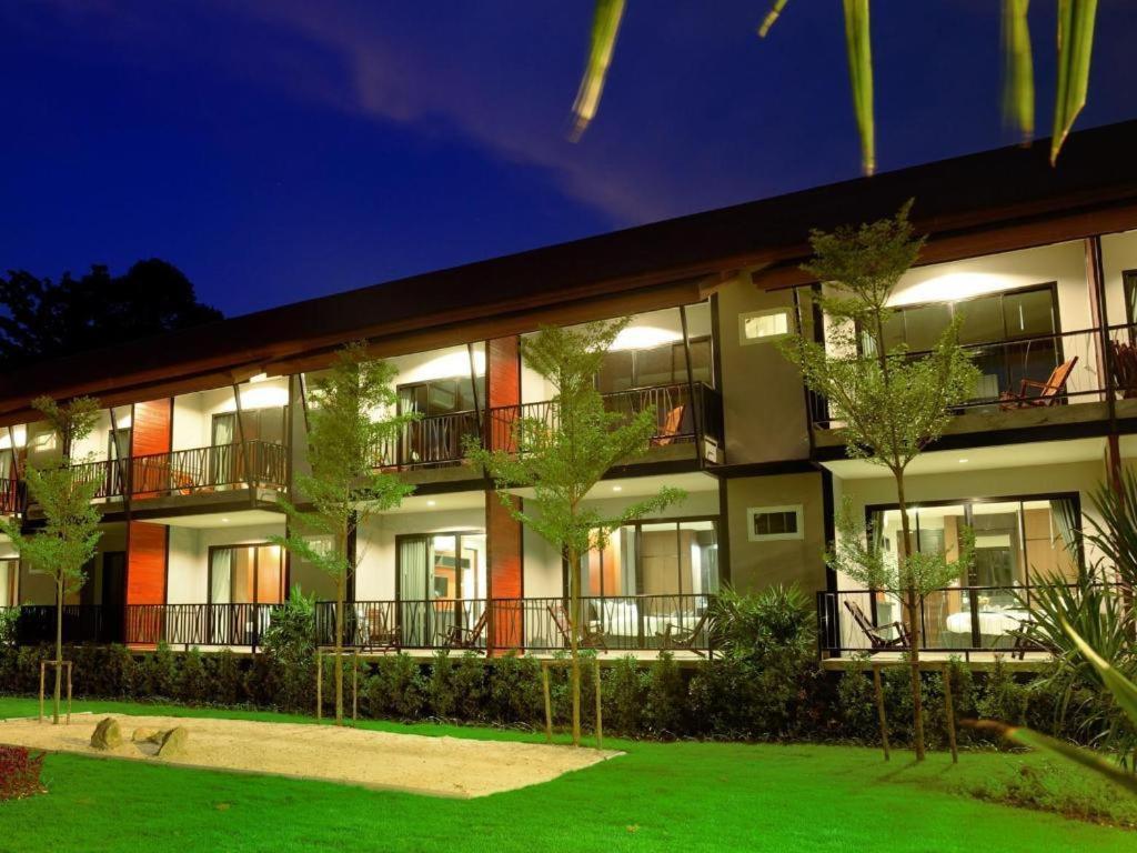 The Breeze Lipe Resort Екстериор снимка