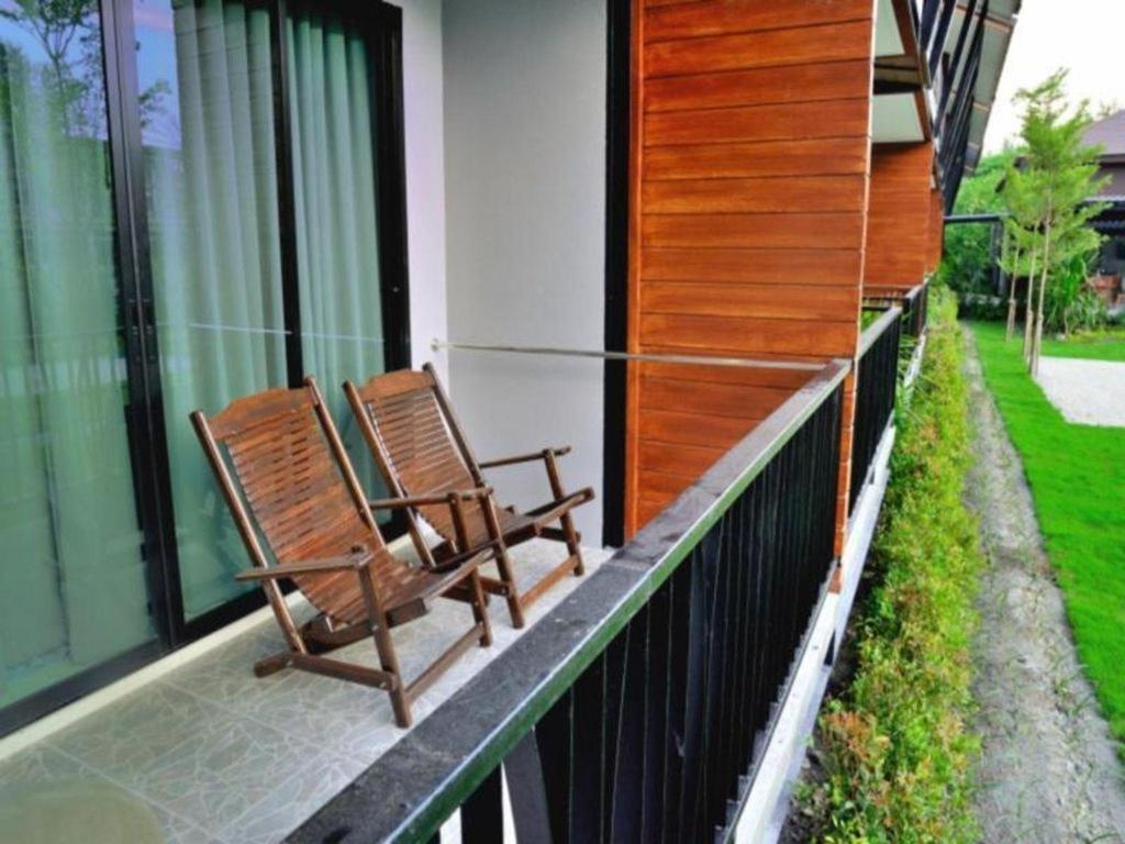 The Breeze Lipe Resort Екстериор снимка