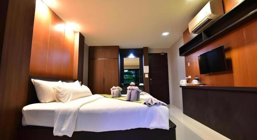 The Breeze Lipe Resort Екстериор снимка