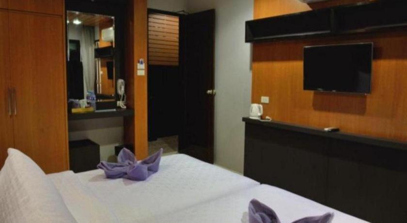 The Breeze Lipe Resort Екстериор снимка